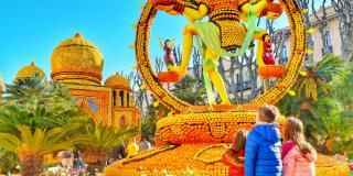 The Hôtel Menton Méditerranée in the heart of the Lemon Festival action!